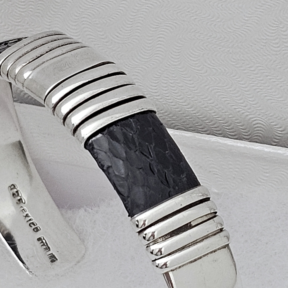 Silpada Super Rare Sterling Silver Black Snakeskin Heavy Cuff  EB430/B0430 - Picture 7 of 16